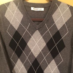 SALE•LIKE NEW Argyle V-Neck Sweater